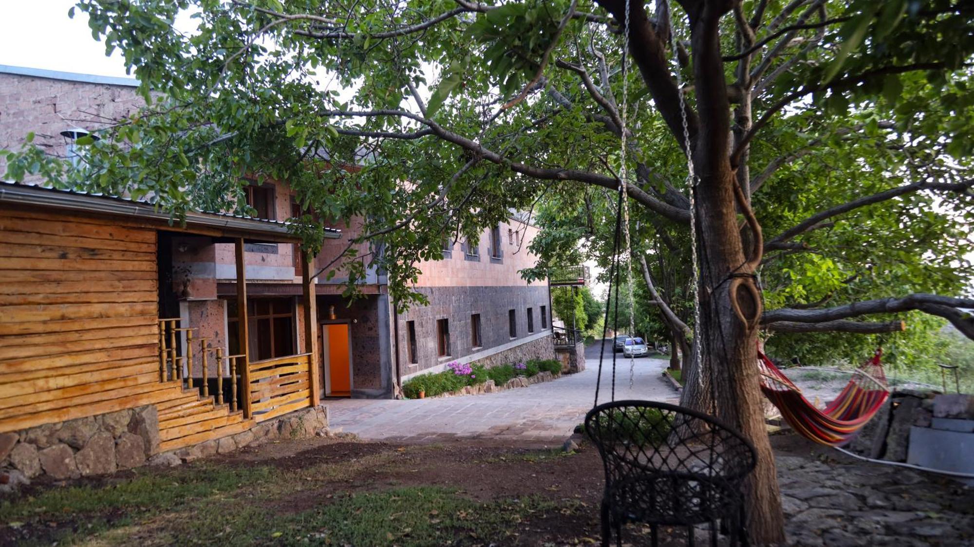 Old Byurakan Gouest House Kültér fotó